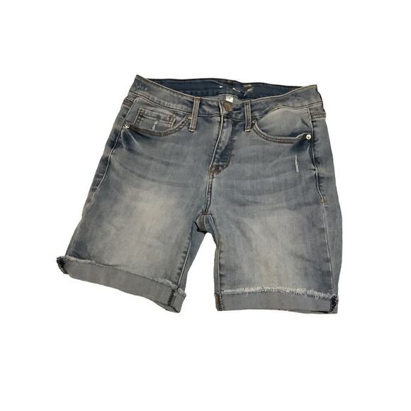 Seven 7 Distressed SunSet Bermuda Cutoff Shorts size 4 vacation beach casual - Picture 1 of 8